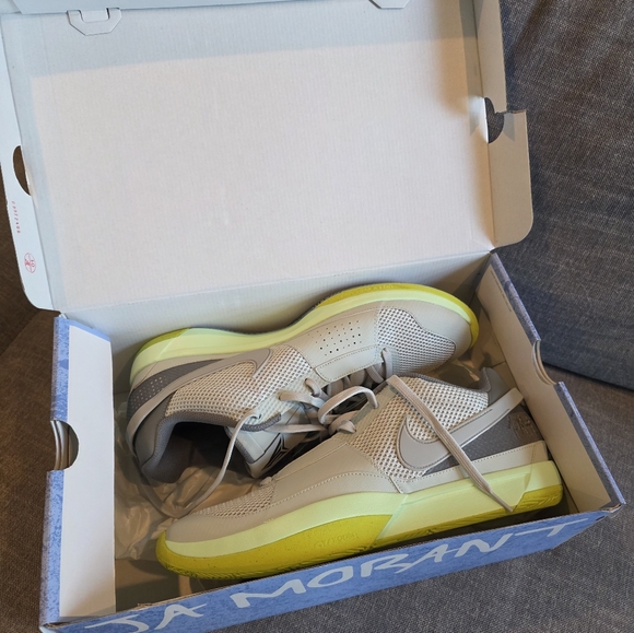 Nike Ja1 size 14m - Picture 4 of 5